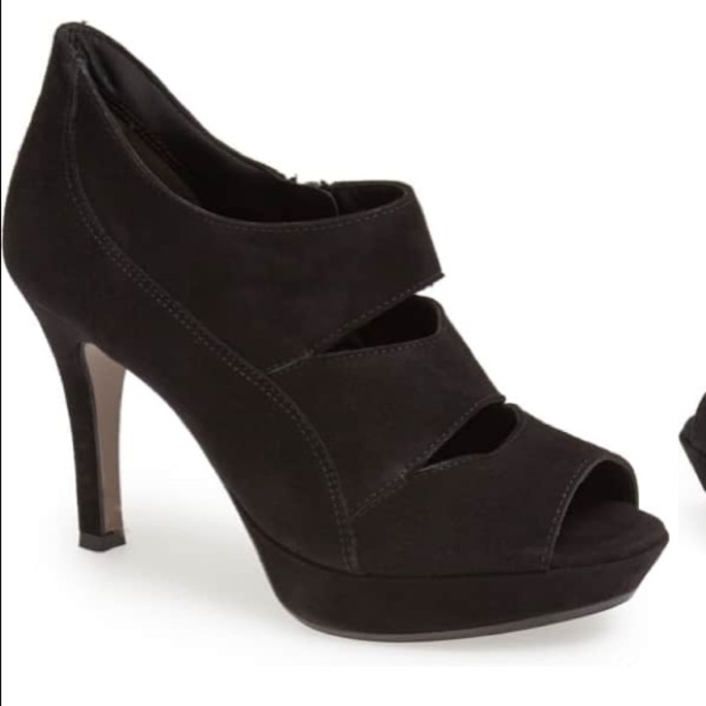 Paul Green Vanna Heel Women’s 10